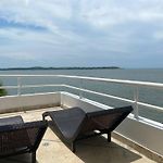 1 Bedroom Private Jacuzzi And Direct Beach Access