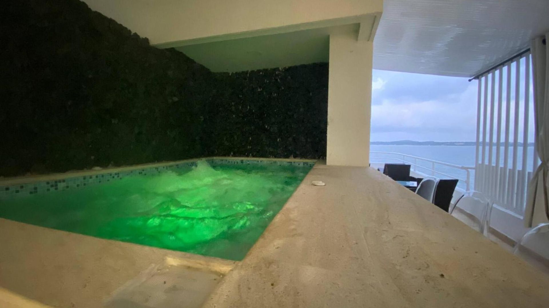Apartamento 1 Bedroom Private Jacuzzi And Direct Access *