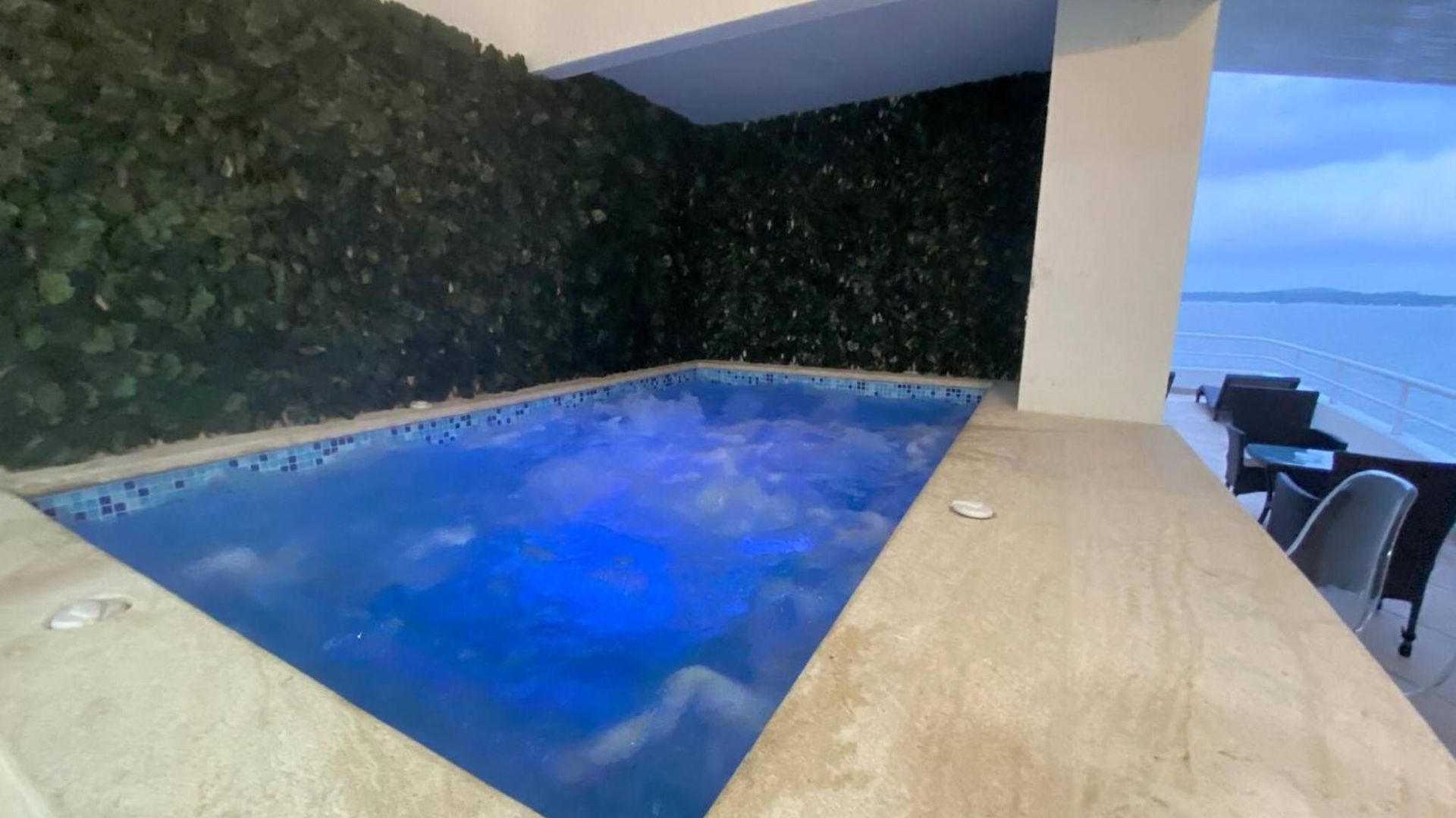 1 Bedroom Private Jacuzzi And Direct Access Cartagena