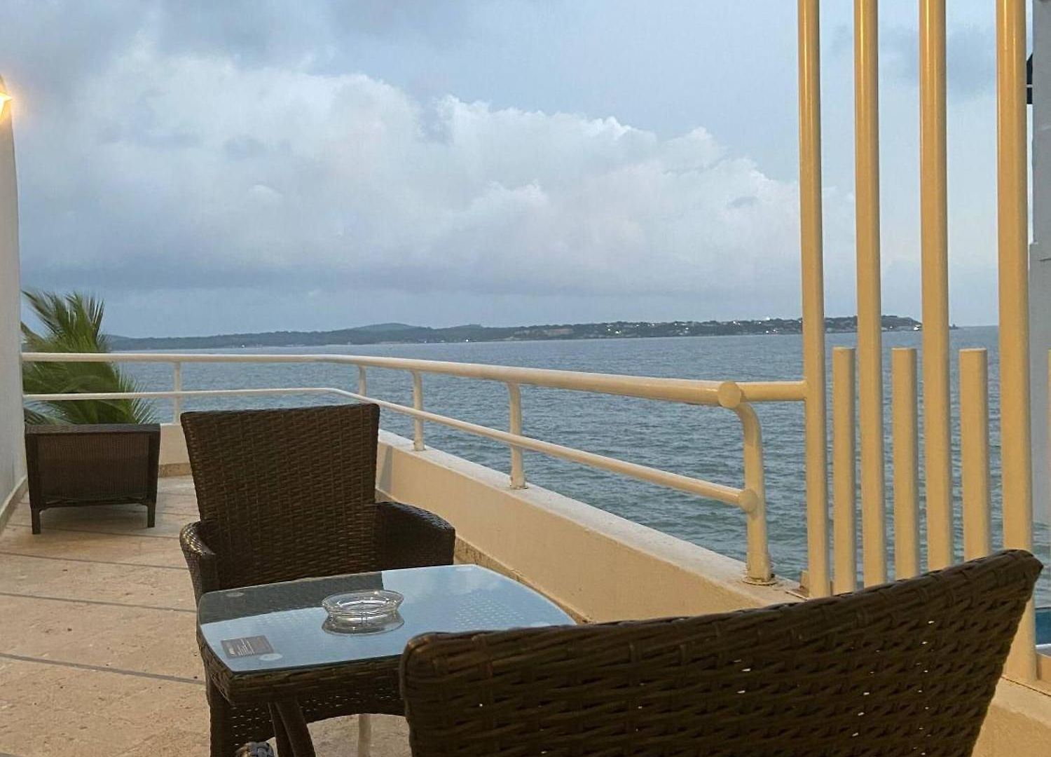 1 Bedroom Private Jacuzzi And Direct Access Apartamento