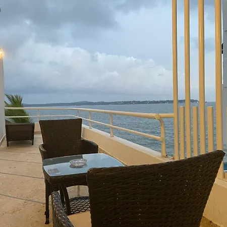 1 Bedroom Private Jacuzzi And Direct Access Apartamento